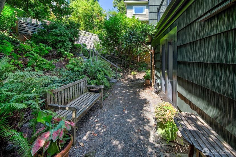 Property photo for 1525 Madrona Drive, Seattle photo 32