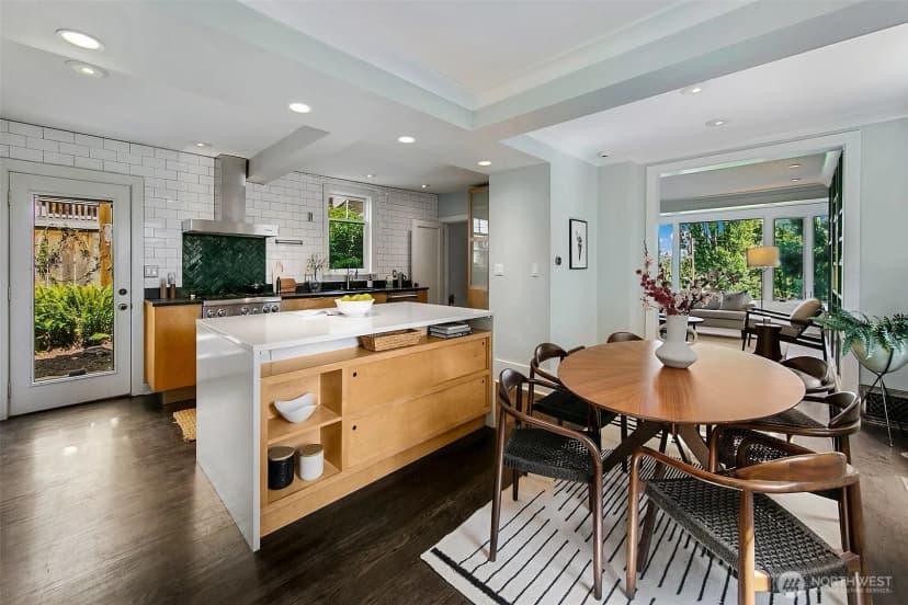Property photo for 1525 Madrona Drive, Seattle photo 9
