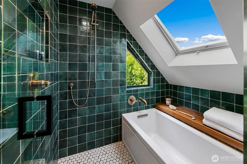 Property photo for 1525 Madrona Drive, Seattle photo 22