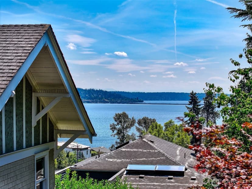 Property photo for 1525 Madrona Drive, Seattle photo 27