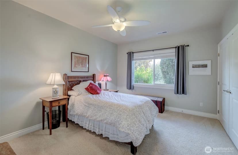 Property photo for 1884 Broadway Place, Wenatchee photo 27