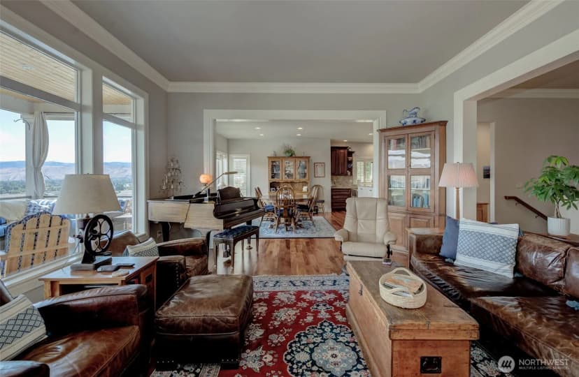 Property photo for 1884 Broadway Place, Wenatchee photo 10