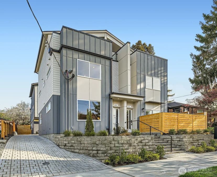 Property photo for 836 Nw 58th Street #b, Seattle