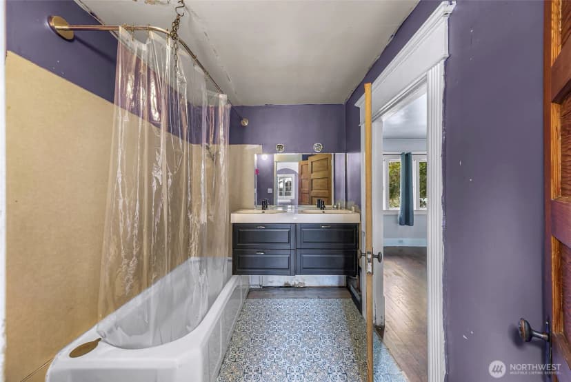 Property photo for 801 Newton Street, Seattle photo 15