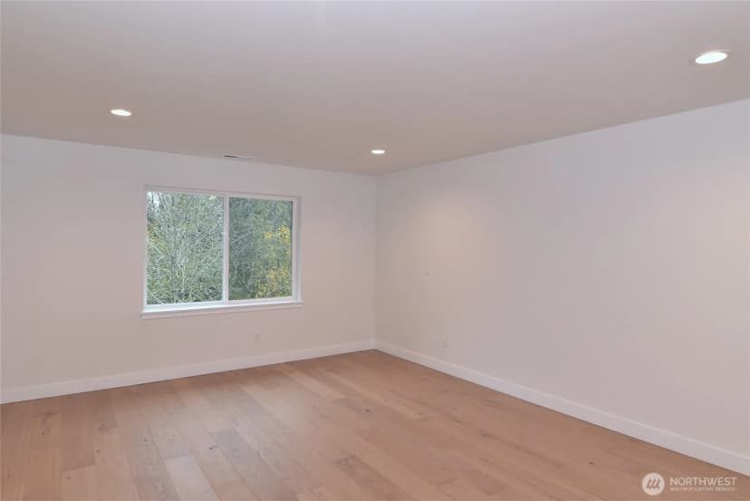 Property photo for 1105 Whidbey Street, Bellingham photo 11