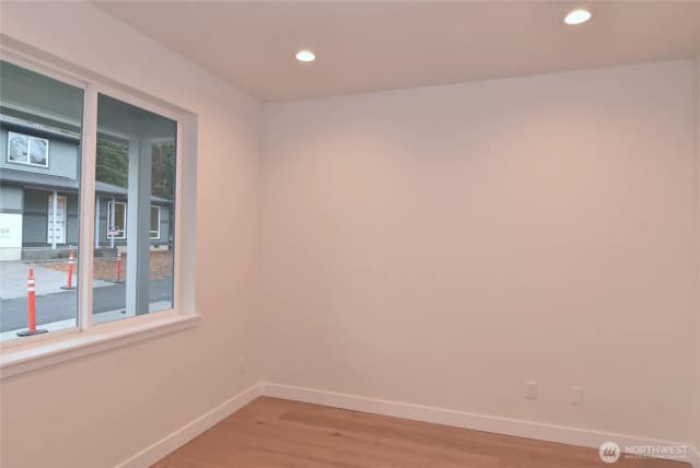 Property photo for 1105 Whidbey Street, Bellingham photo 4