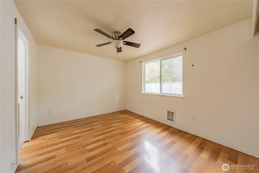 Property photo for 9103 Quinault Drive Ne, Olympia photo 16