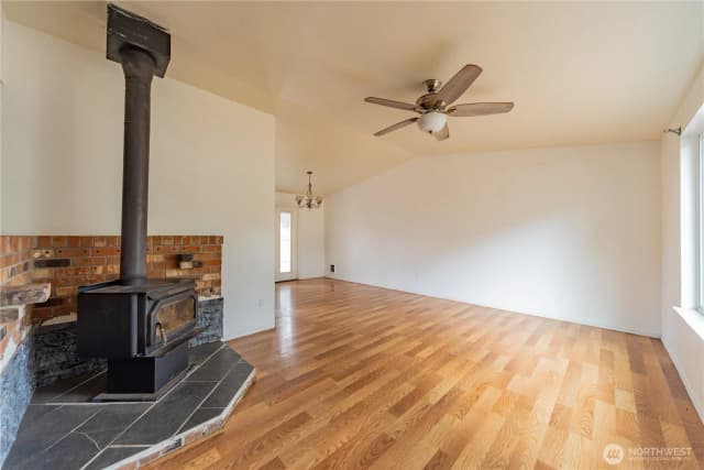 Property photo for 9103 Quinault Drive Ne, Olympia photo 5