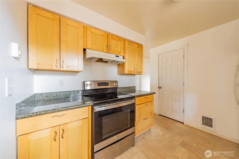 Property photo for 9103 Quinault Drive Ne, Olympia photo 7