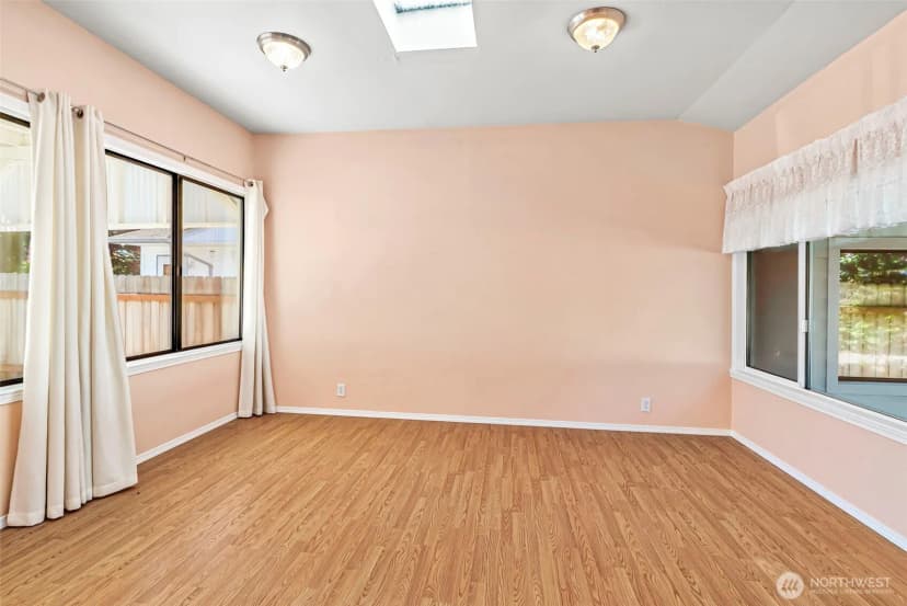 Property photo for 1035 21st Avenue, Longview photo 17