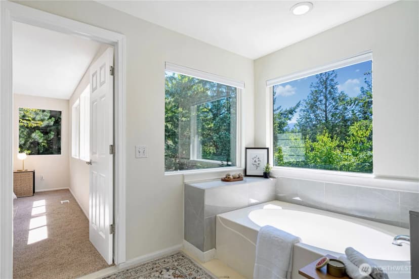 Property photo for 25133 Se 43rd Place, Sammamish photo 18