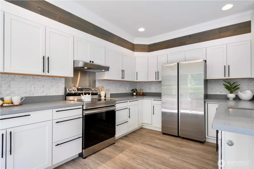 Property photo for 25133 Se 43rd Place, Sammamish photo 8