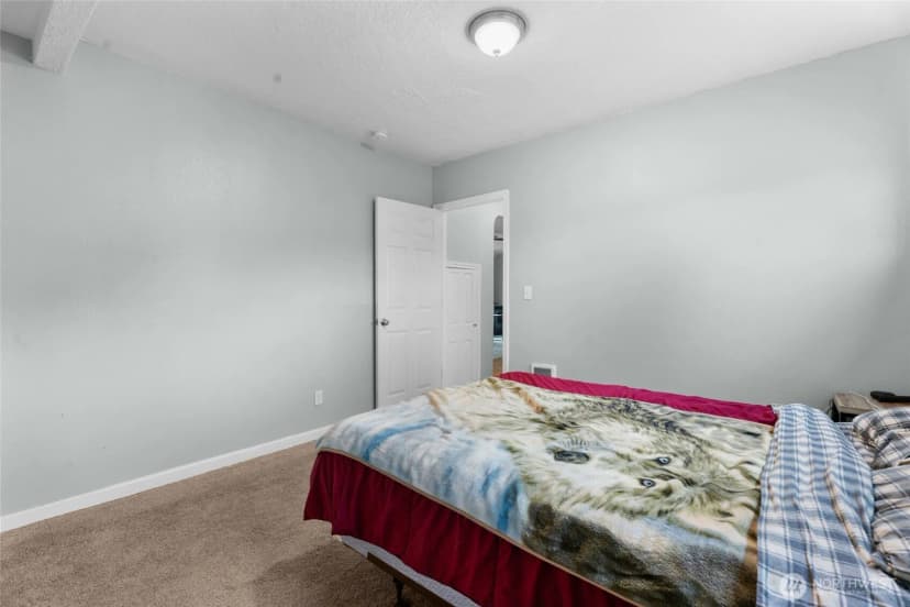 Property photo for 467 22nd Avenue, Longview photo 14