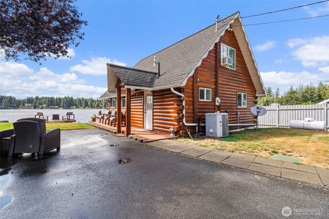 Property photo for 40 E Martha Reed Way, Shelton photo 3