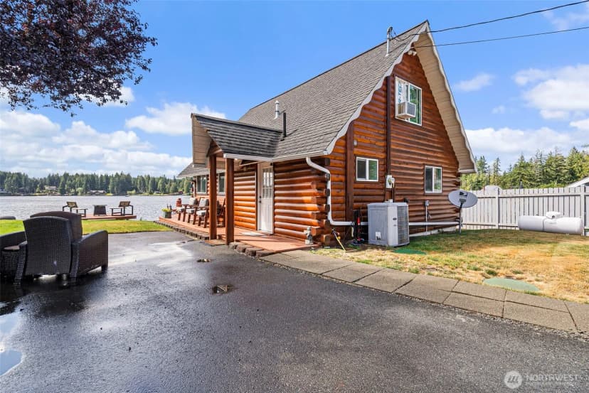 Property photo for 40 E Martha Reed Way, Shelton photo 3