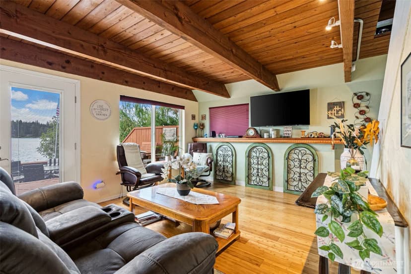 Property photo for 40 E Martha Reed Way, Shelton photo 16