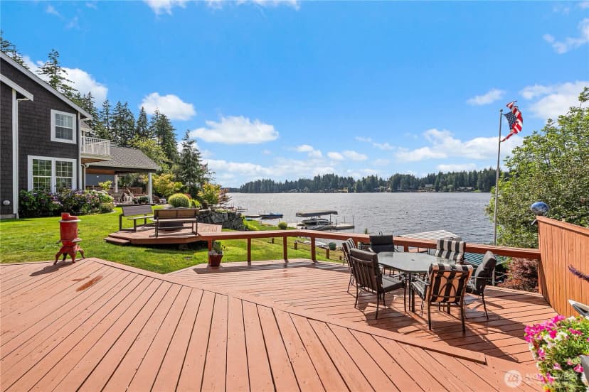 Property photo for 40 E Martha Reed Way, Shelton photo 30