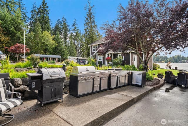 Property photo for 40 E Martha Reed Way, Shelton photo 5