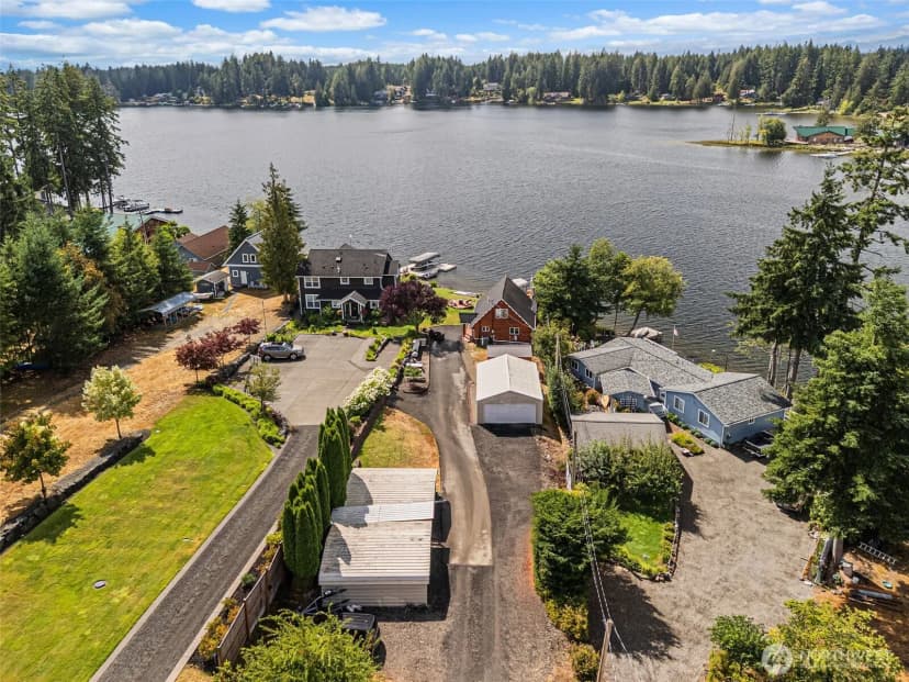 Property photo for 40 E Martha Reed Way, Shelton photo 37