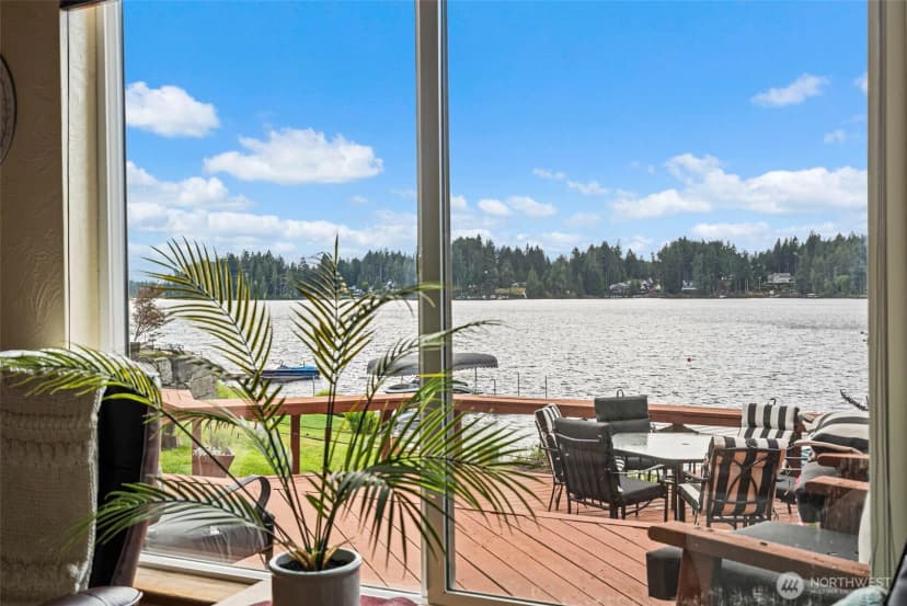 Property photo for 40 E Martha Reed Way, Shelton photo 19