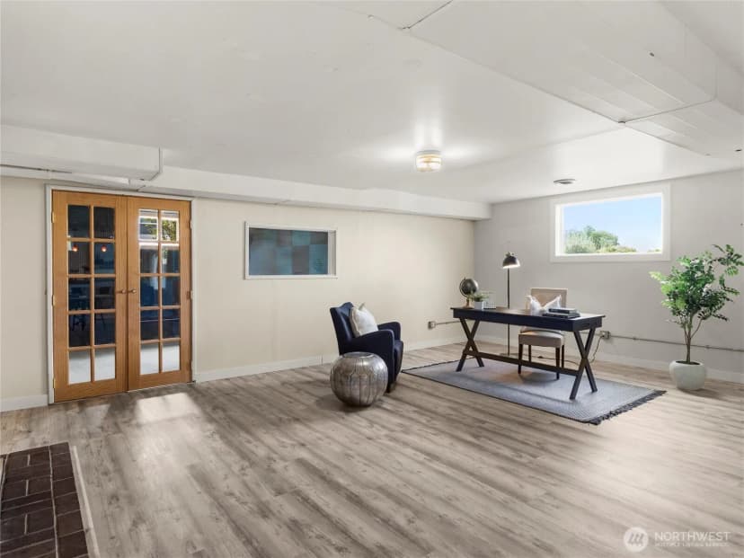 Property photo for 933 S Mountain View Avenue, Tacoma photo 29