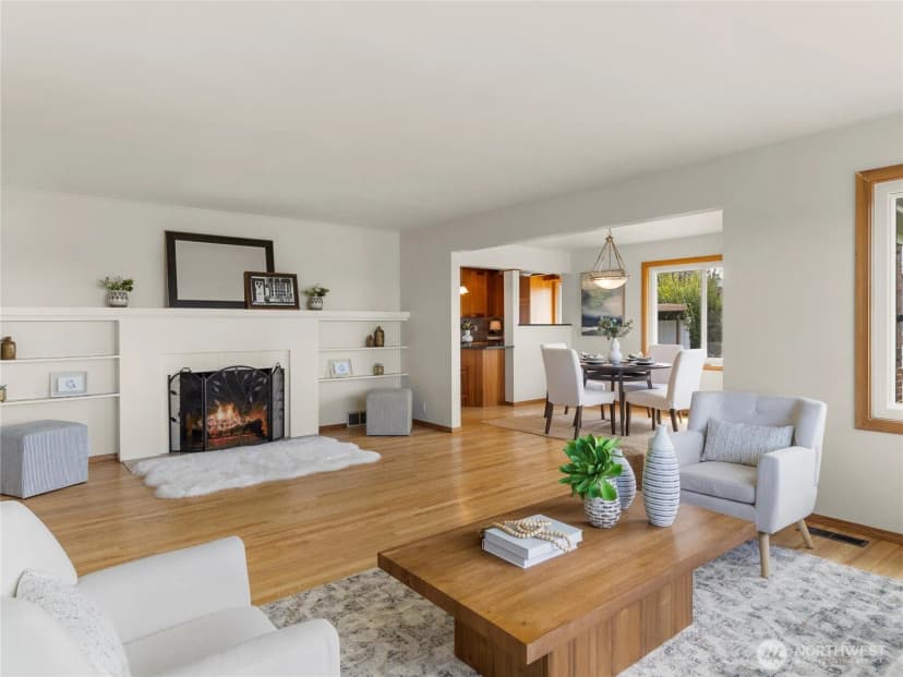 Property photo for 933 S Mountain View Avenue, Tacoma photo 12