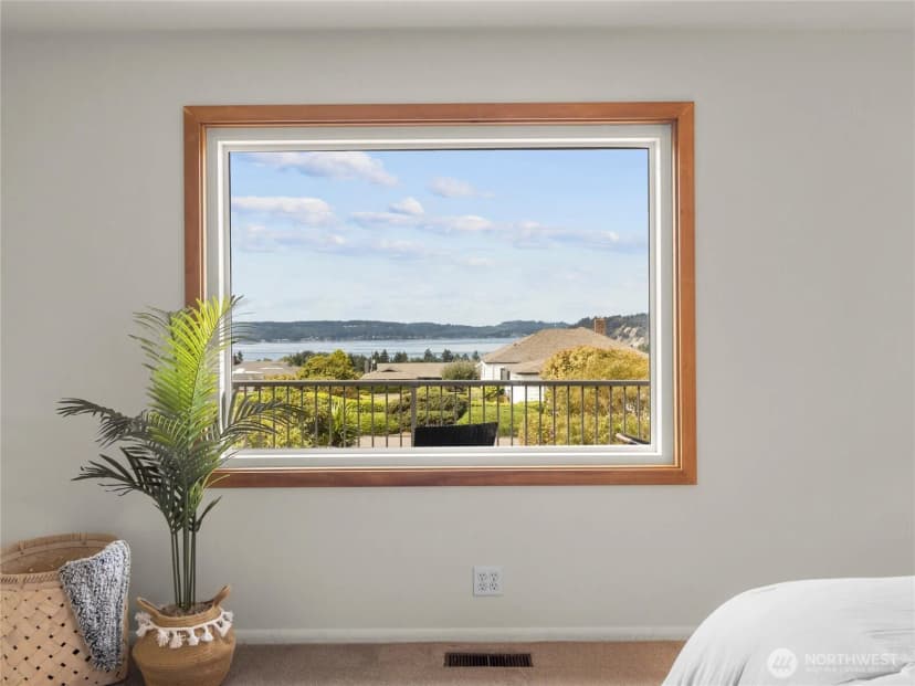Property photo for 933 S Mountain View Avenue, Tacoma photo 21