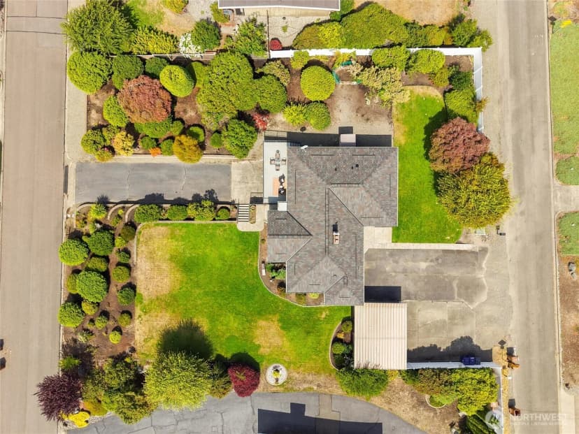 Property photo for 933 S Mountain View Avenue, Tacoma photo 40