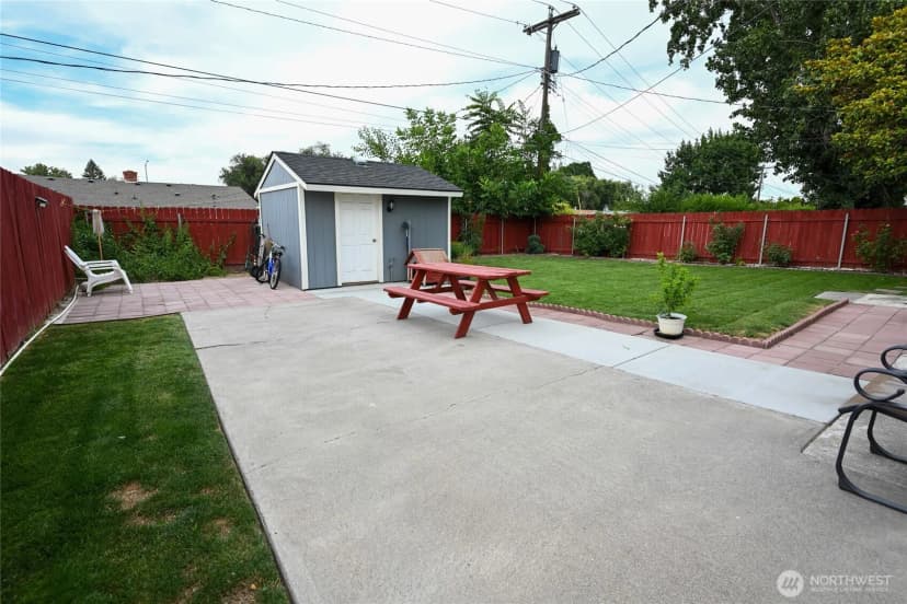 Property photo for 2310 W 1st Avenue, Kennewick photo 20
