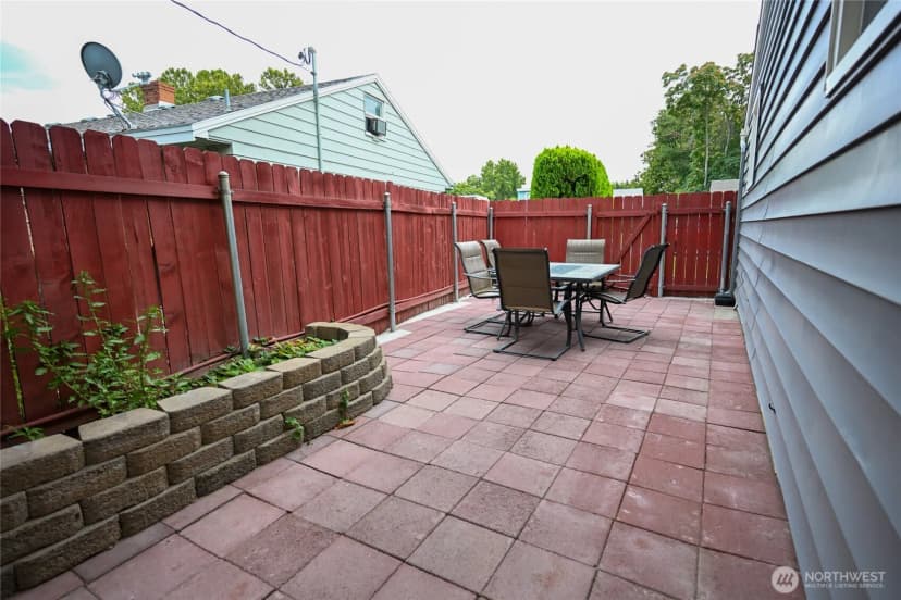 Property photo for 2310 W 1st Avenue, Kennewick photo 17