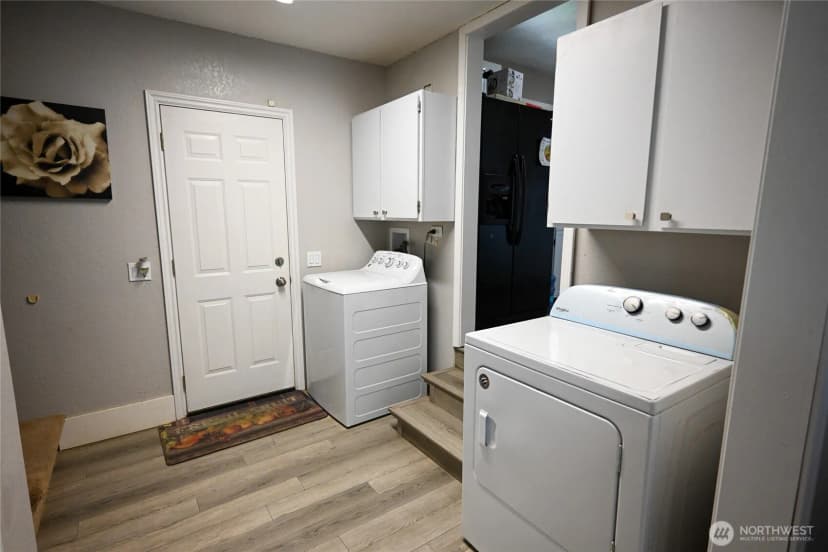 Property photo for 2310 W 1st Avenue, Kennewick photo 15