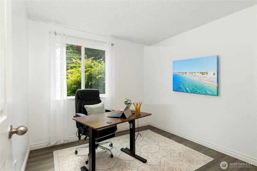 Property photo for 679 Ne Conifer Drive, Bremerton photo 11