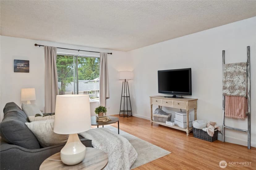 Property photo for 679 Ne Conifer Drive, Bremerton photo 2