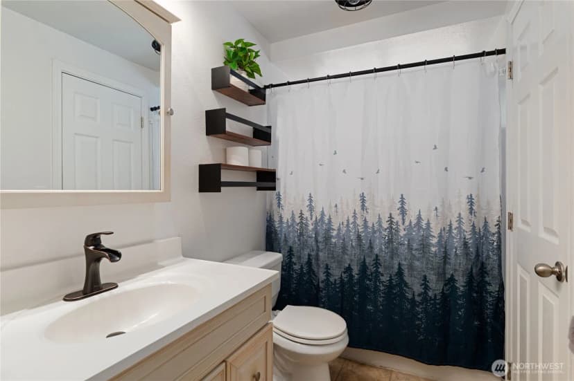 Property photo for 679 Ne Conifer Drive, Bremerton photo 14
