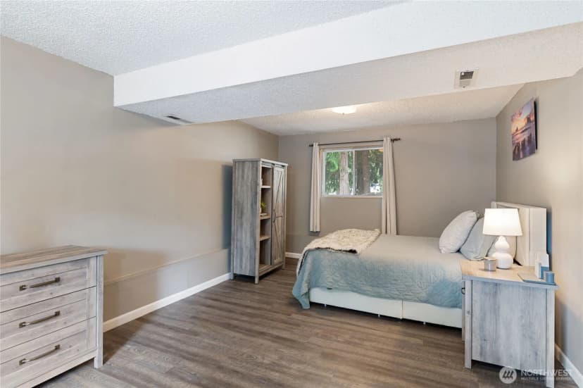 Property photo for 679 Ne Conifer Drive, Bremerton photo 18