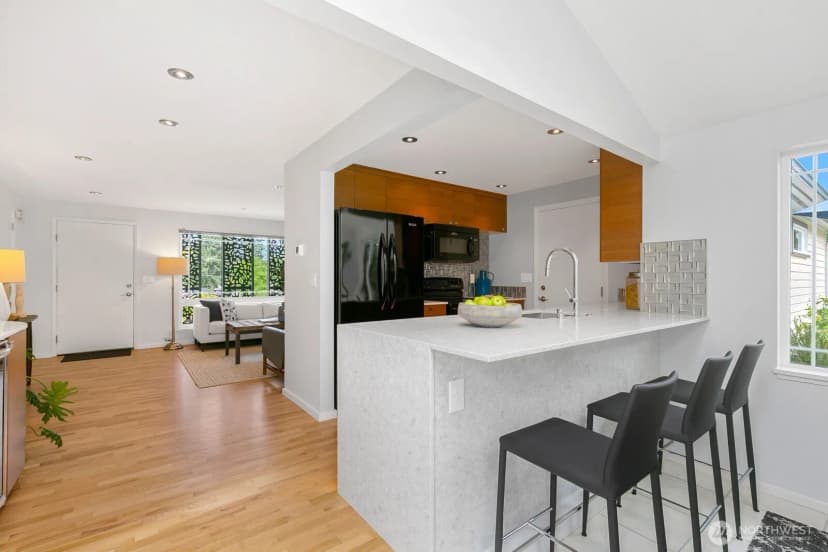 Property photo for 15153 Se Newport Way, Bellevue photo 19