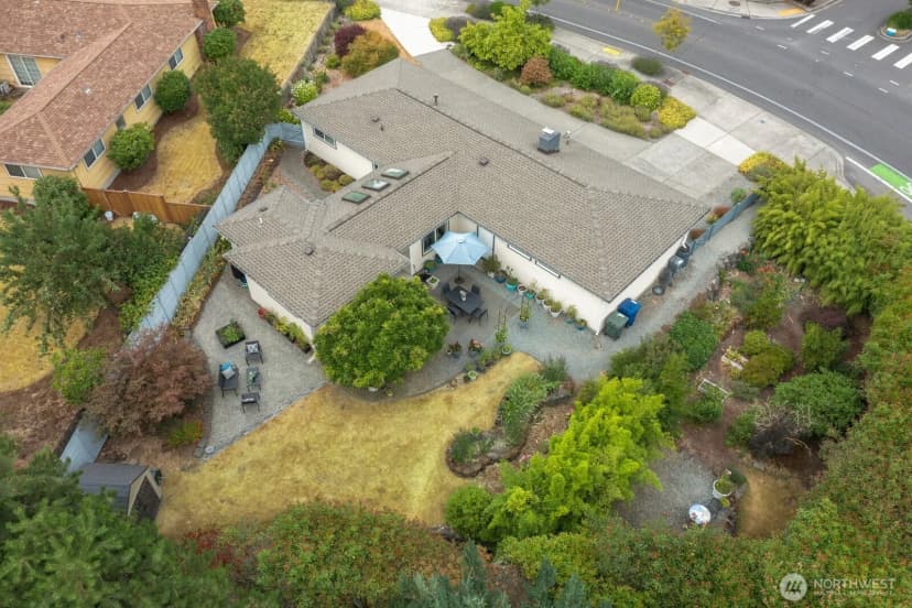 Property photo for 15153 Se Newport Way, Bellevue photo 34