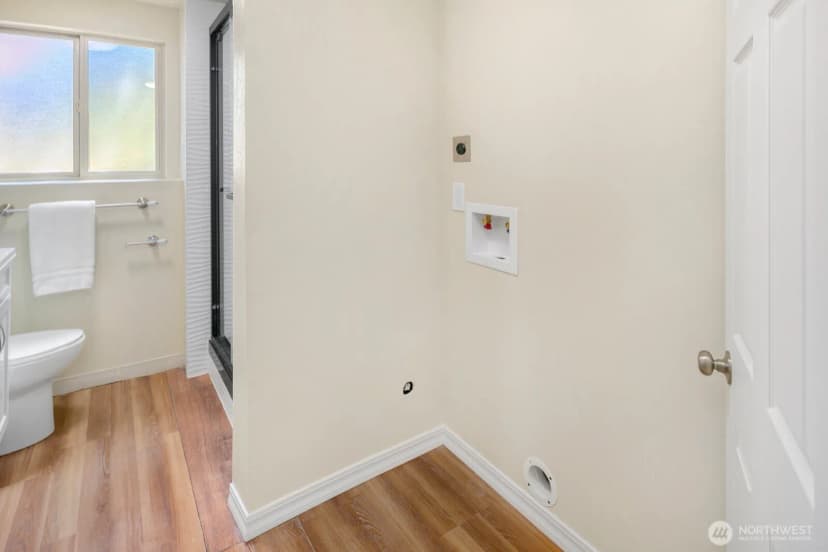 Property photo for 15638 Se 24th Street, Bellevue photo 23
