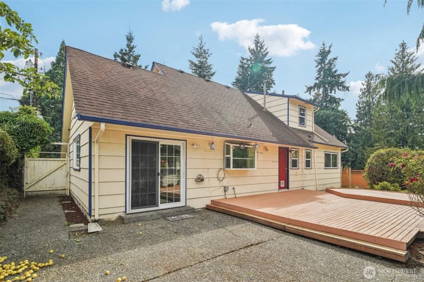 Property photo for 7123 192nd Place Sw, Lynnwood photo 17