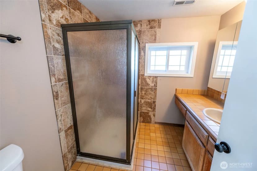 Property photo for 2461 Plaza Way, Walla Walla photo 36