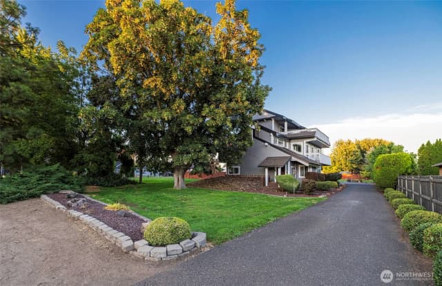 Property photo for 2461 Plaza Way, Walla Walla photo 2