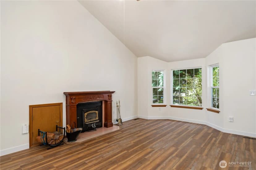 Property photo for 1170 Nw Pioneer Hill Road, Poulsbo photo 4