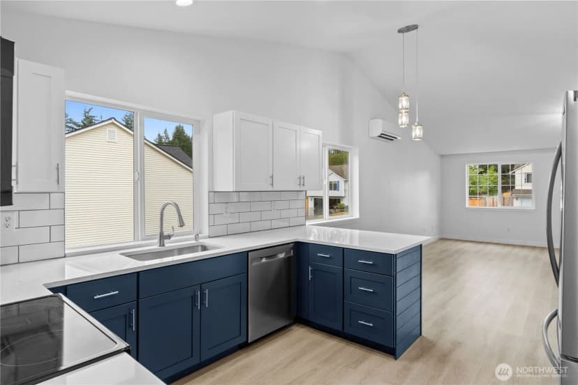 Property photo for 29105 11th Avenue E, Roy photo 8