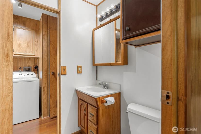 Property photo for 940 Yoder Lane Ne, Bremerton photo 19