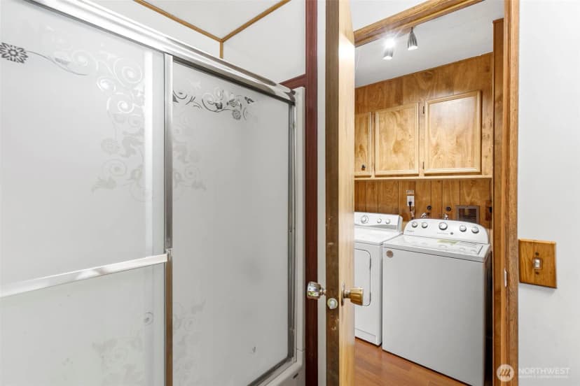 Property photo for 940 Yoder Lane Ne, Bremerton photo 20
