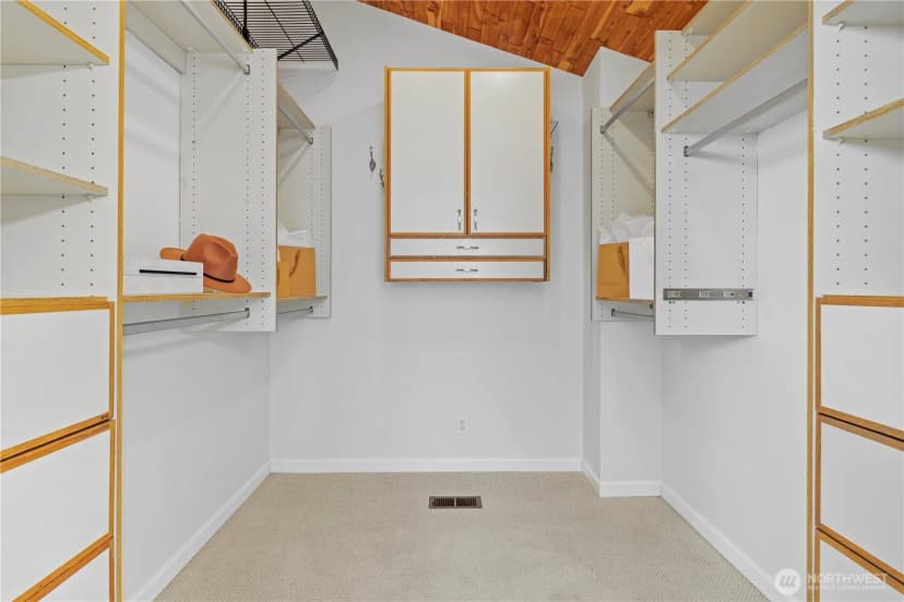 Property photo for 641 10th Avenue, Kirkland photo 14