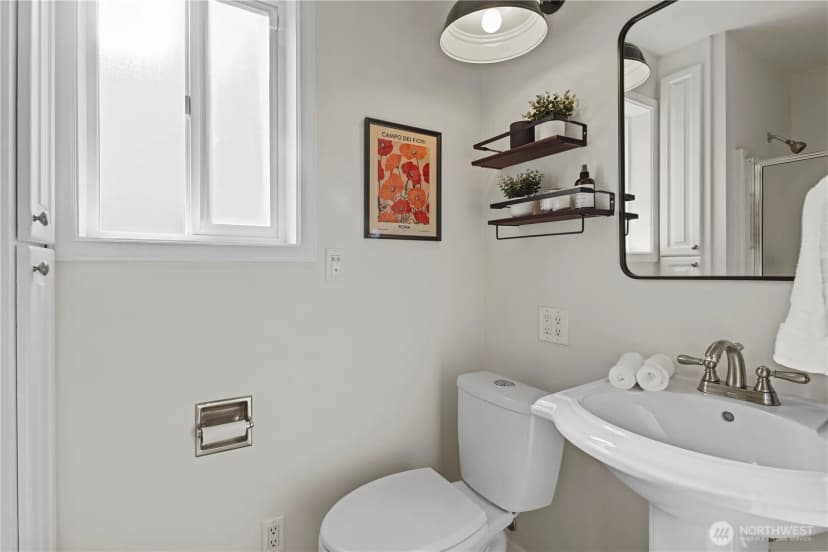 Property photo for 641 10th Avenue, Kirkland photo 28
