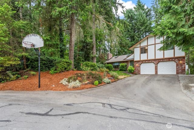 Property photo for 4009 32nd Avenue Ct Nw, Gig Harbor photo 3