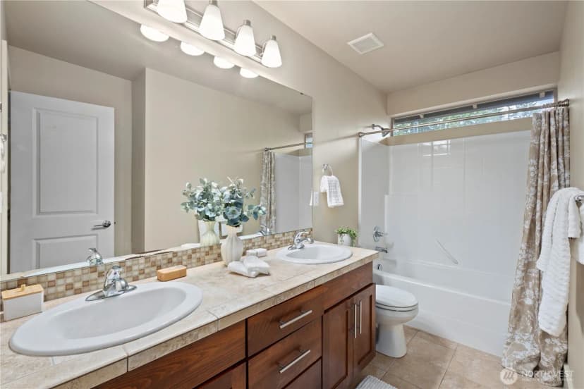 Property photo for 4832 243rd Circle Se, Sammamish photo 33