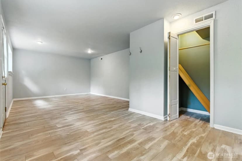 Property photo for 2217 Winfield Avenue, Bremerton photo 26